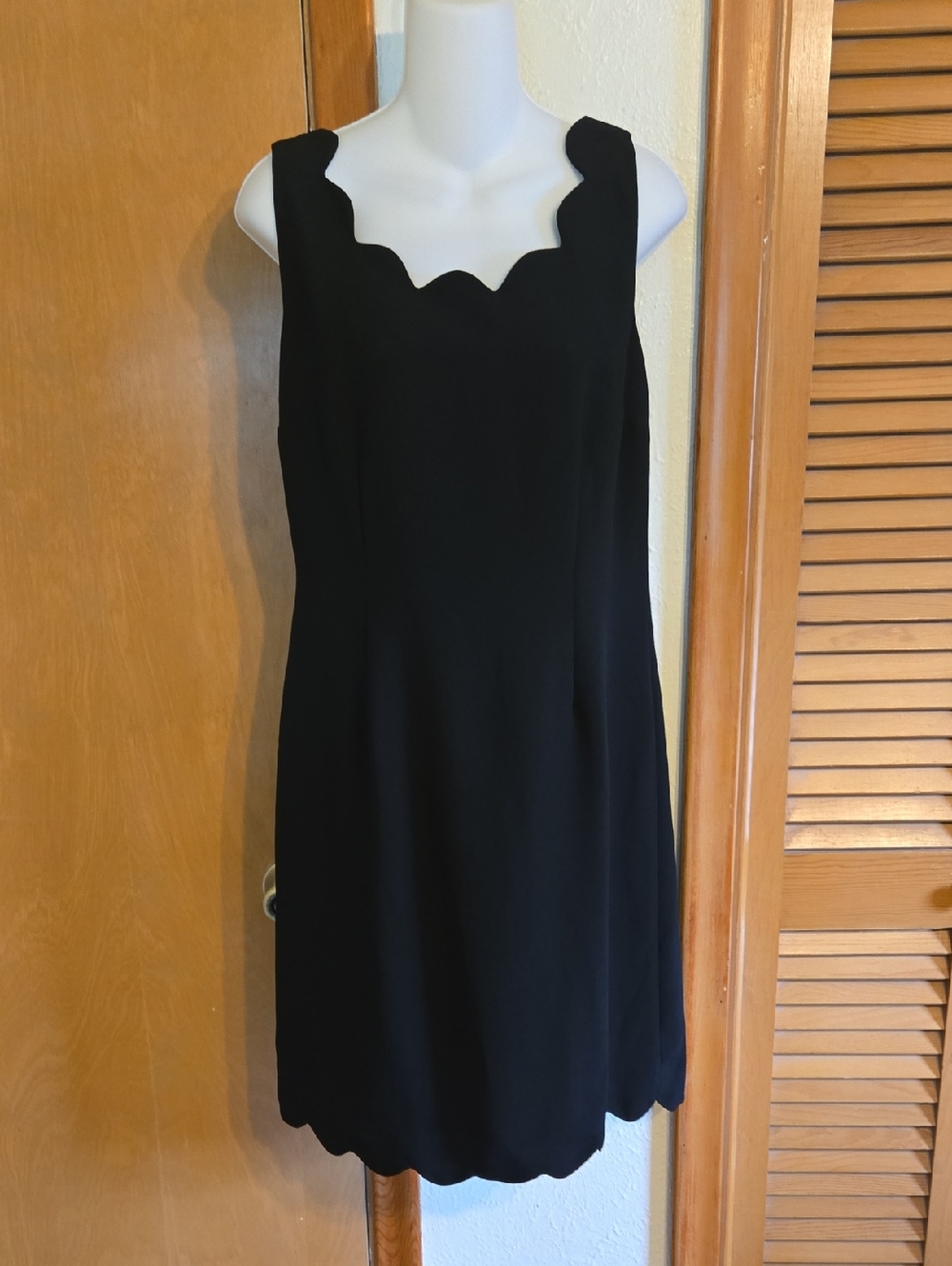 NEW Talbots Black Scalloped Sheath Dress 6
